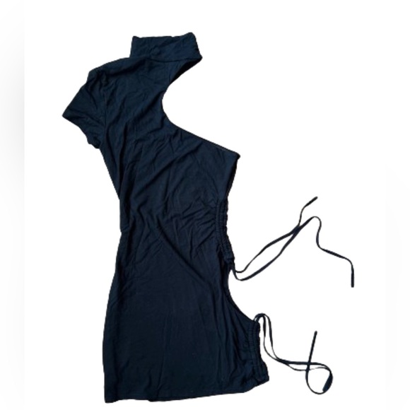 COPY - I.AM.GIA Lara Mini Dress - Picture 2 of 4